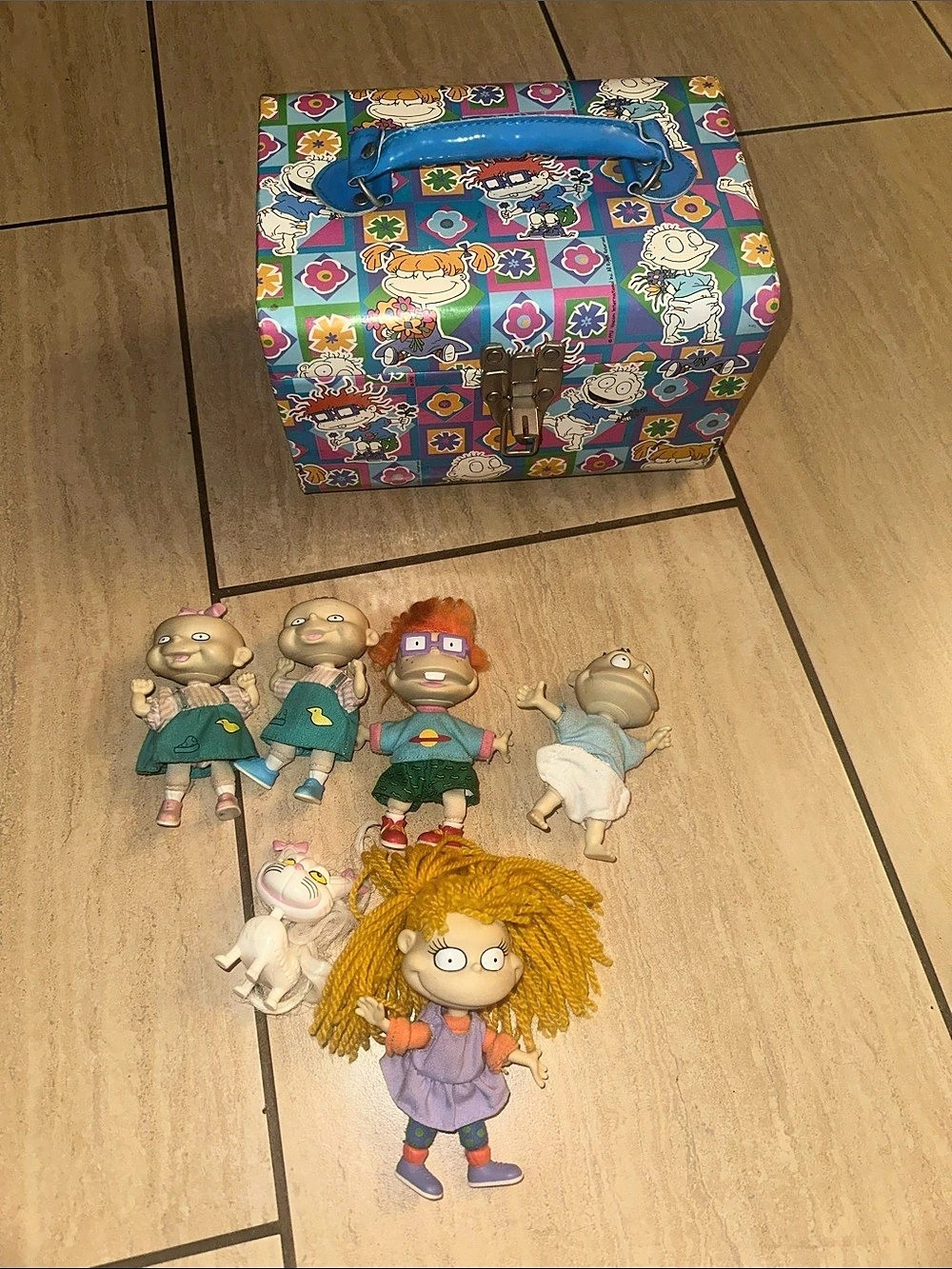 Vintage Mattel Nickelodeon Rugrats Collectible Figures and Carrying Case
